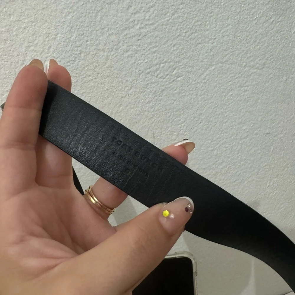 Tory Butch Eleonor Black Belt 1’ - Picture 4 of 6